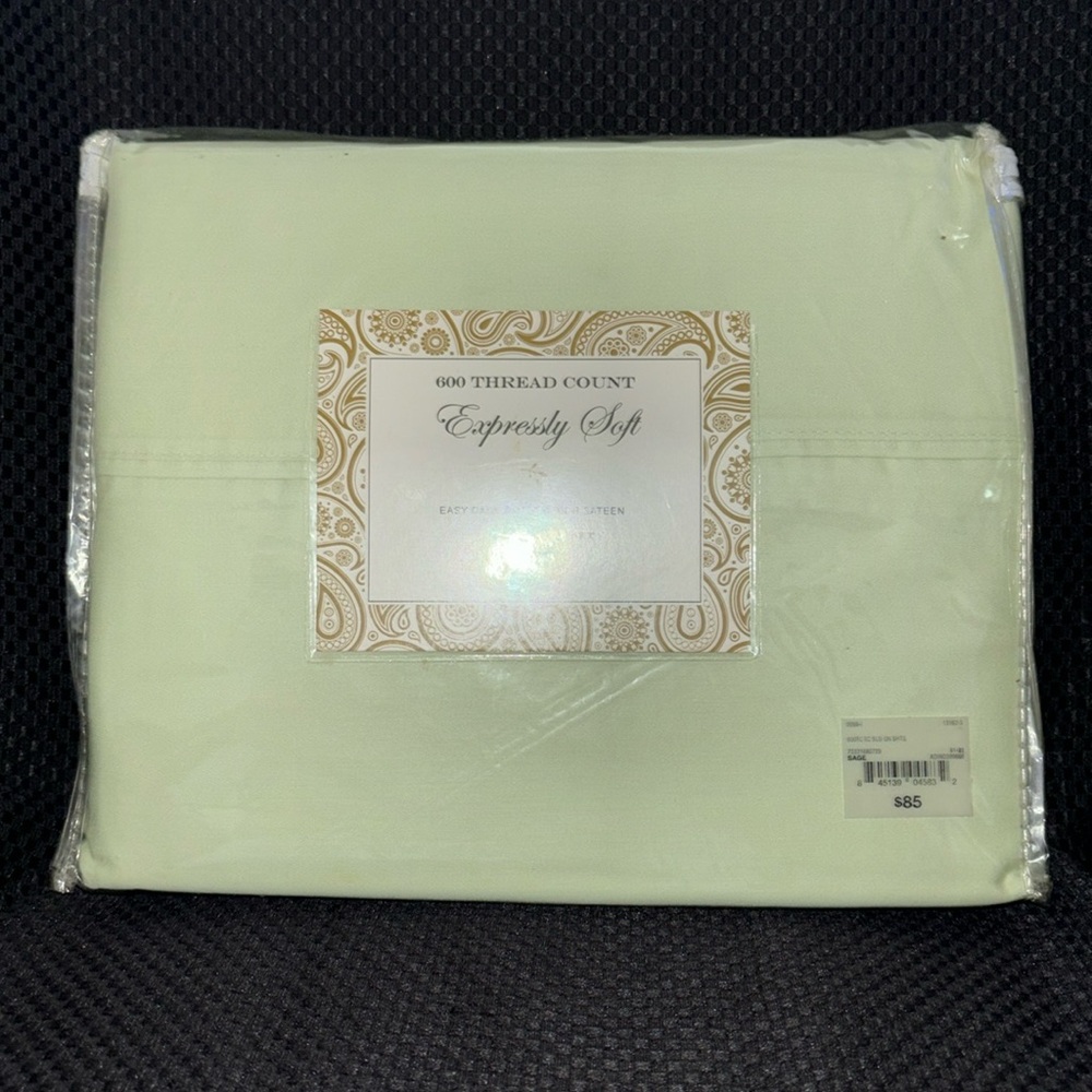 Sage Green 600 Thread count Queen sheet set